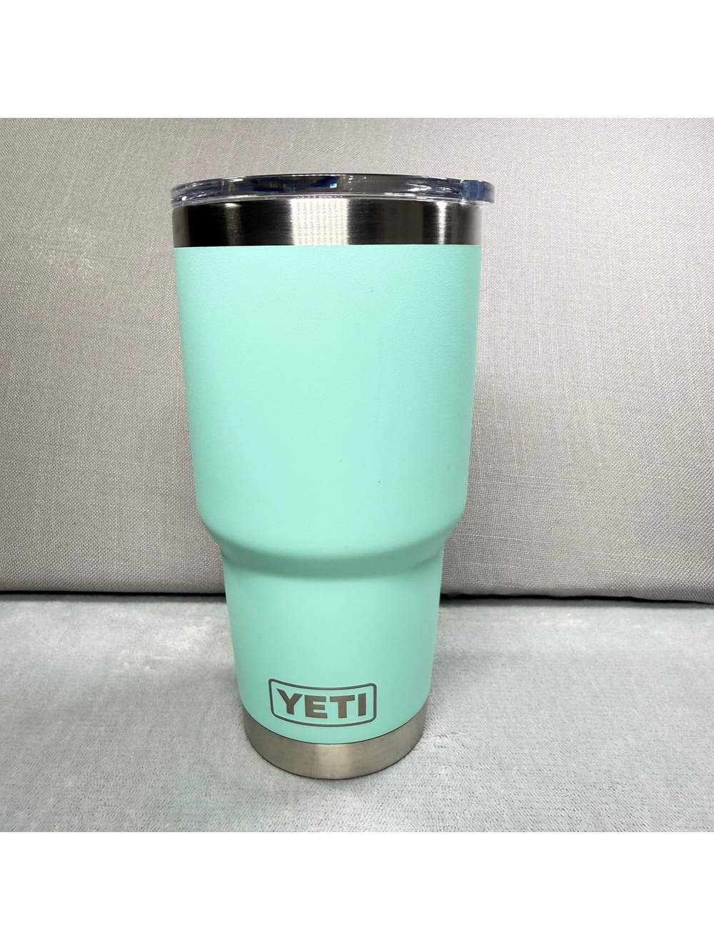 YETI Rambler 30 oz Tumbler - Seafoam (Authentic with QR Code)